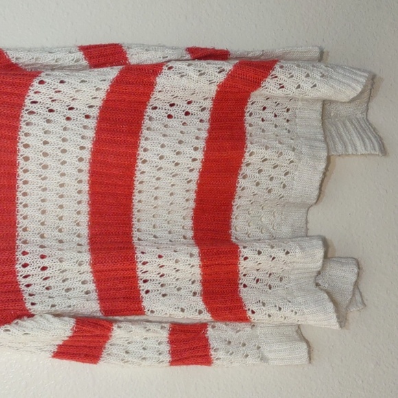 SLIGHTLY USED AEROPOSTALE CROCHET SWEATER CARDIGAN CORAL AND WHITE SIZE M BOHO - Picture 8 of 8